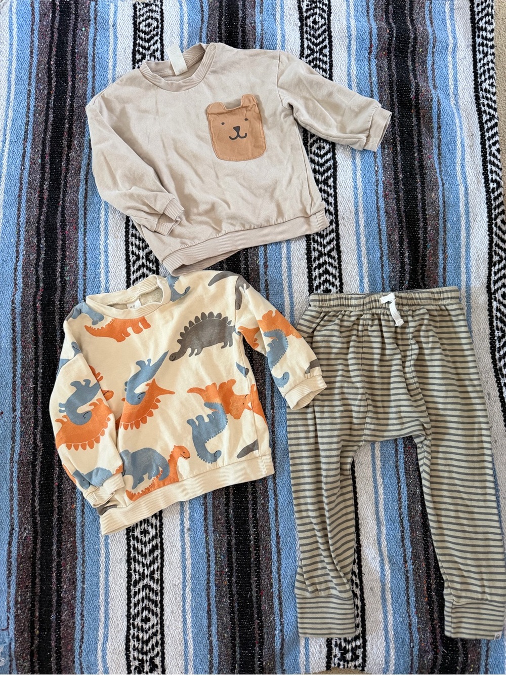 2T/3T bundle - 2 sweaters + 1 pants